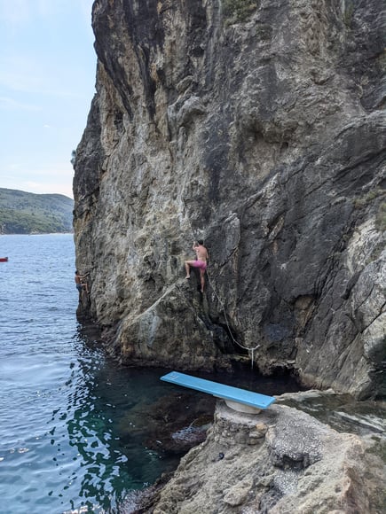 PXL_20210907_095942419.MP