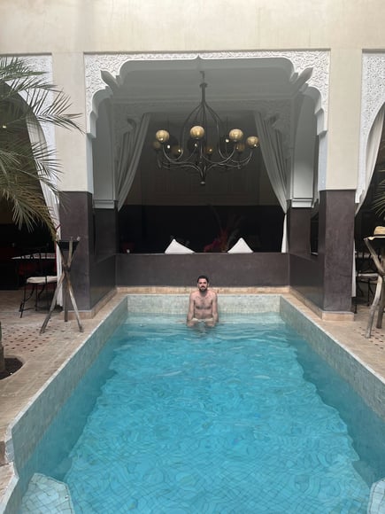 alex-pool-riad